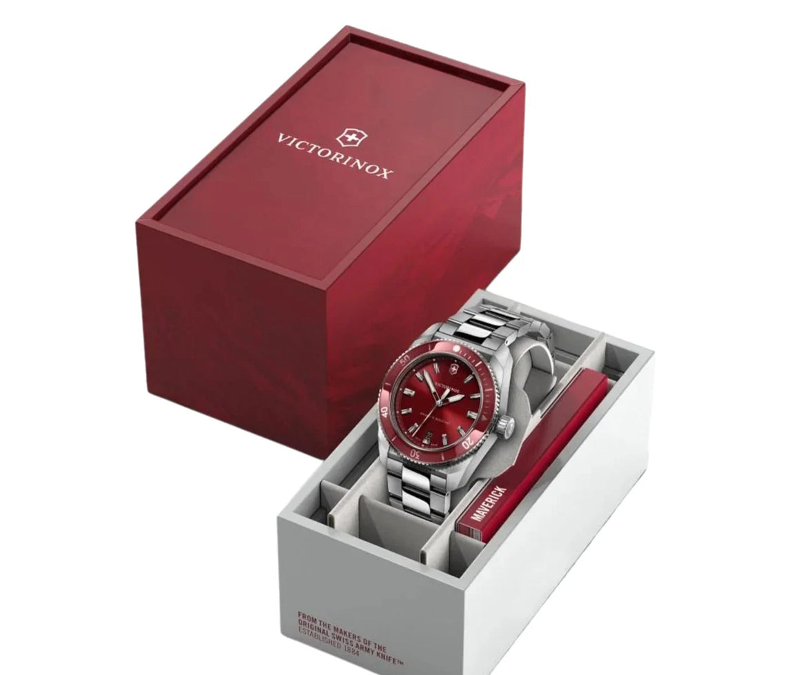Victorinox Maverick au quartz 39 mm cadran rouge