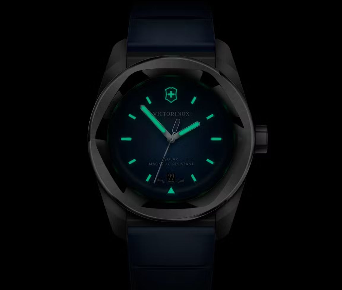 Victorinox Concept One Solaire 39 mm cadran bleu